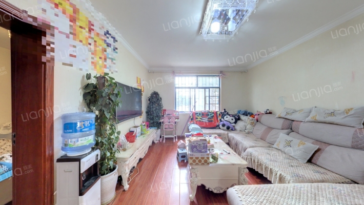 亚龙小区东区二手房实景图