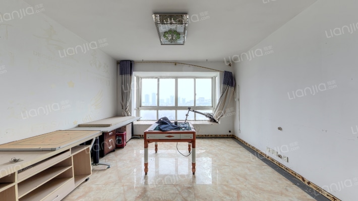 蒙特卡尼二手房实景图