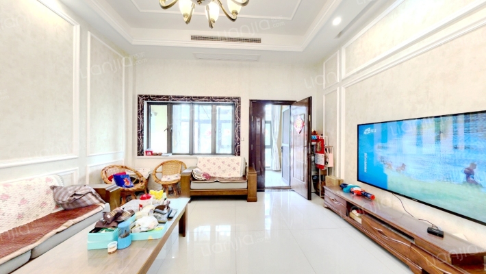 九龙山庄二手房实景图