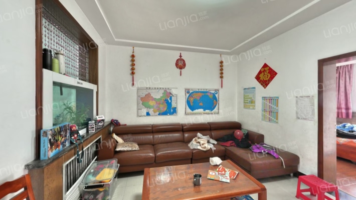 学府小区南区二手房实景图