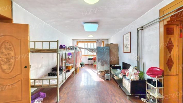 康德居二手房实景图