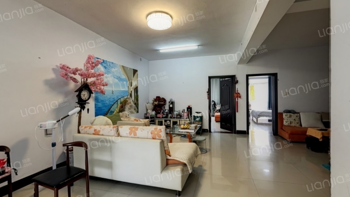 尊龙苑二手房实景图