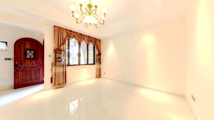 纳帕溪谷二手房实景图