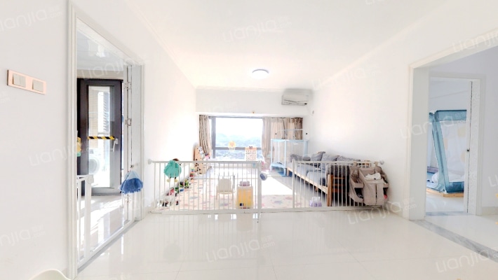 佳米基尚领公苑二手房实景图