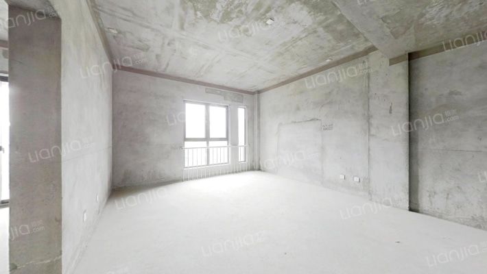 水岸华庭二手房实景图