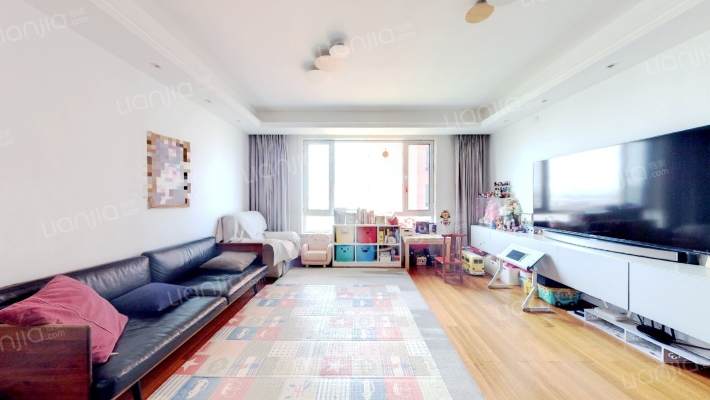 美岸名居 二手房实景图