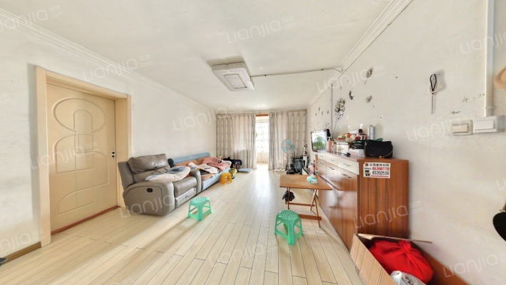 集成花园二手房实景图