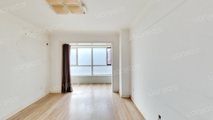 凯悦华庭一期二手房实景图