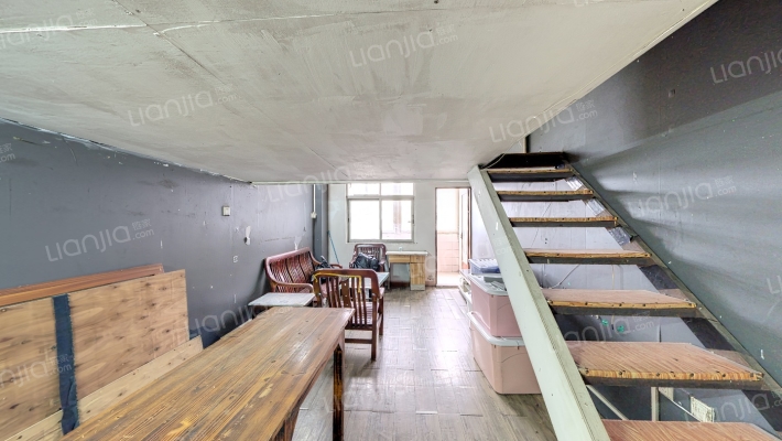 馨雅居二手房实景图