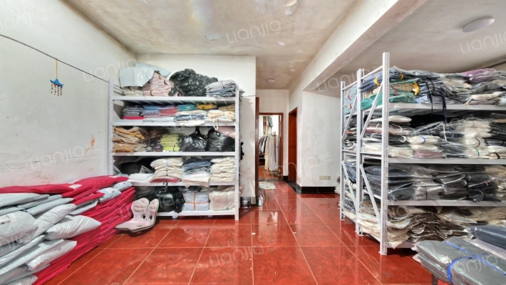 乐苑小区二手房实景图