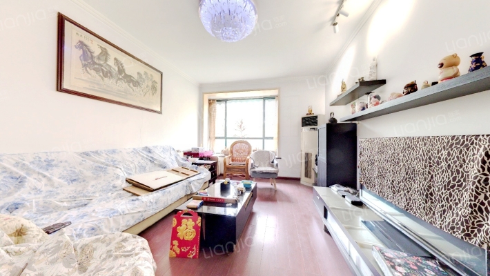 蓝色天际二手房实景图