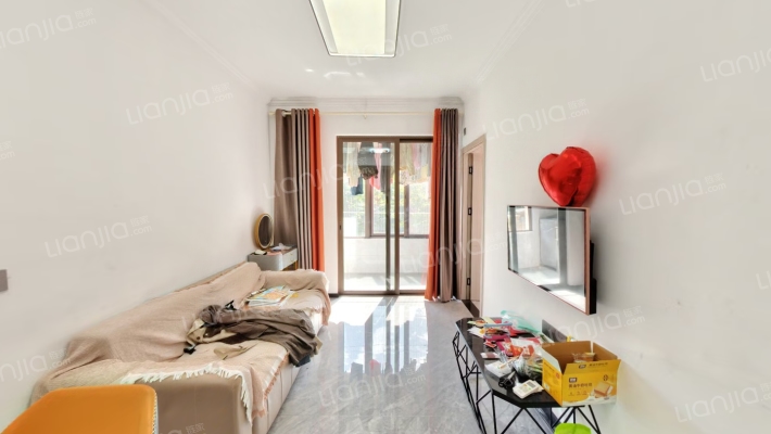 金辉珑岳花园二手房实景图