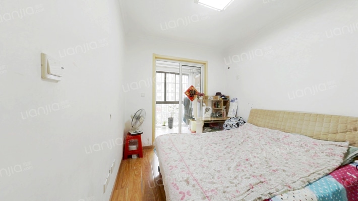 华馨苑二手房实景图