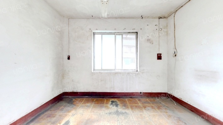 综合厂住宅楼二手房实景图