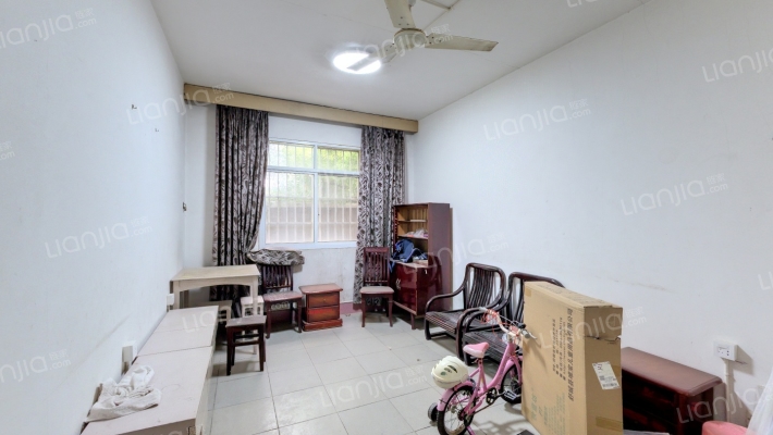 金芯社区二手房实景图