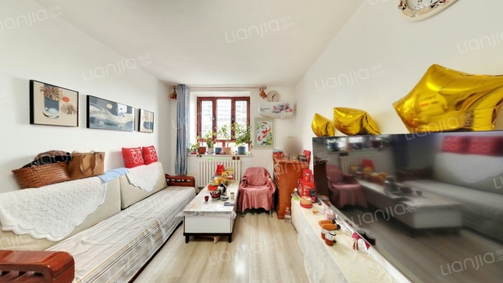 华育里二手房实景图