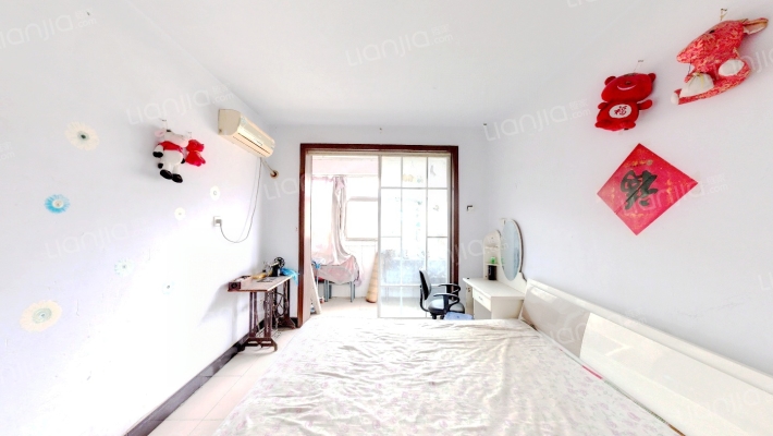 长兴路13号院二手房实景图