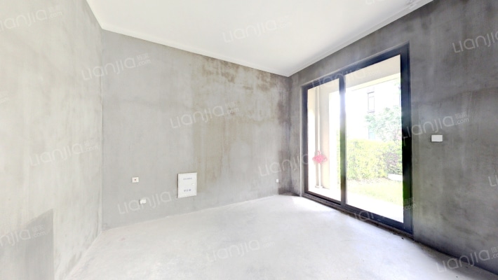 湖畔樾山二手房实景图