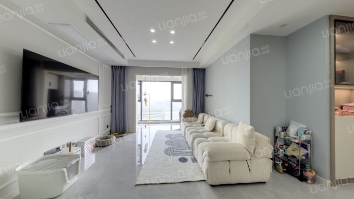 晓春城二手房实景图