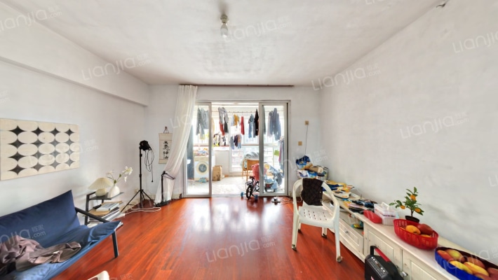 前锦新城二手房实景图