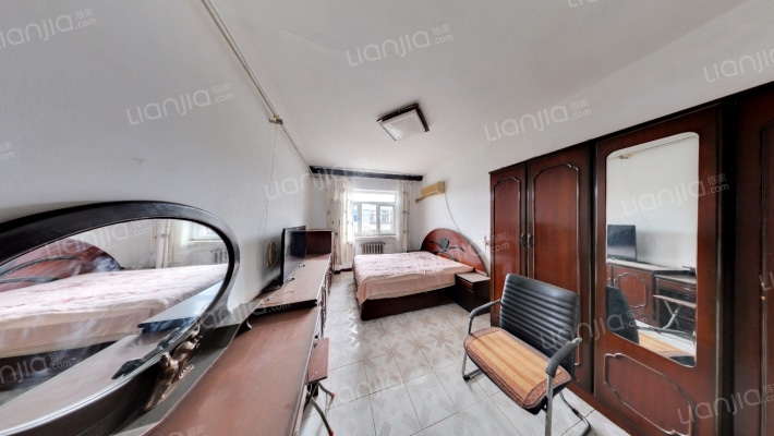 颂贤里二手房实景图