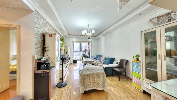 丰怡阳光A区二手房实景图