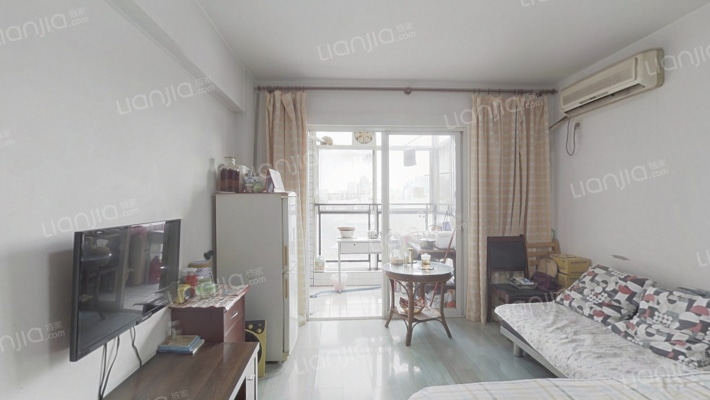 毕加索小屋二手房实景图