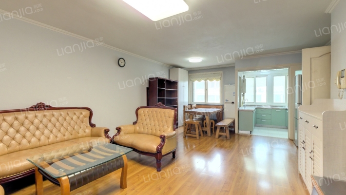 青岛中房云溪小区D二手房实景图