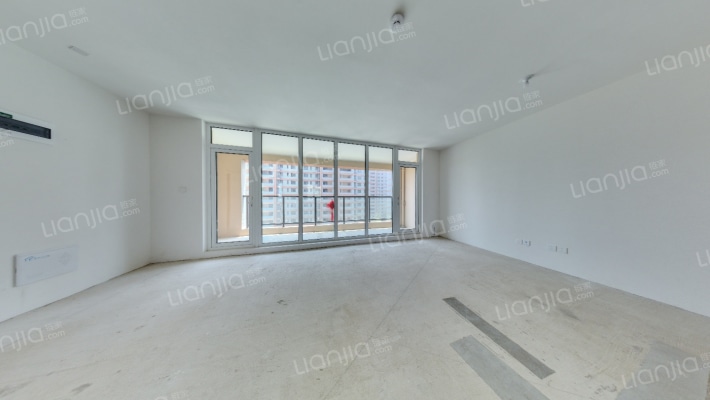 中欧青特滨湖国际二手房实景图