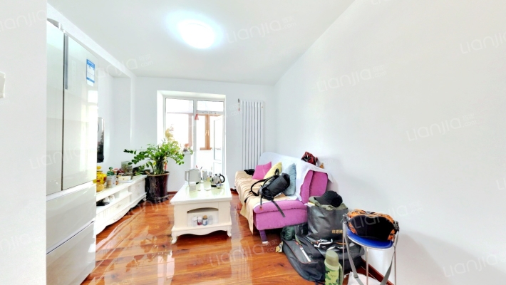 南极街二手房实景图