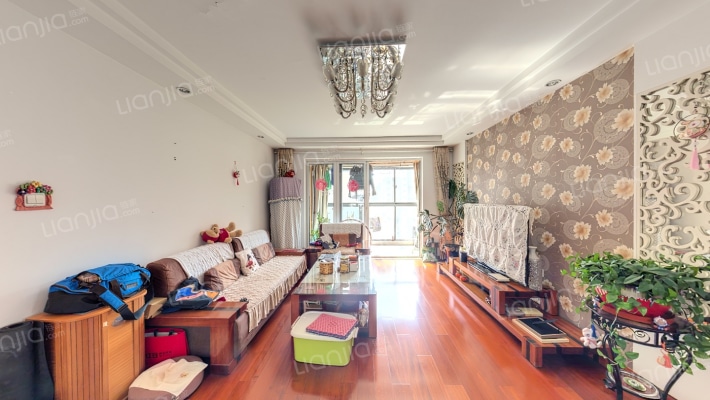 荣盛阿尔卡迪亚二手房实景图