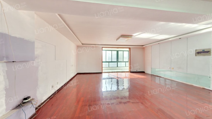 新龙家园二手房实景图