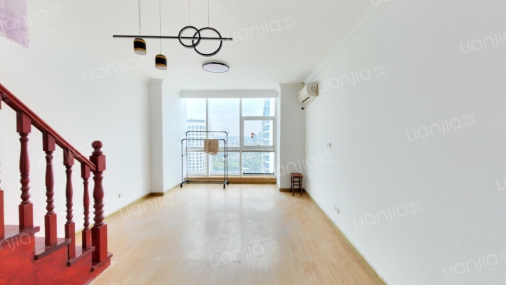 现代广场二手房实景图