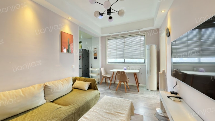 星湖名轩二手房实景图