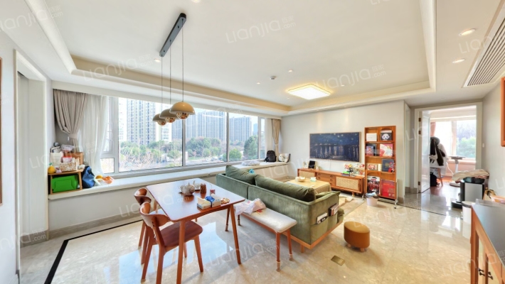 君品名邸二手房实景图