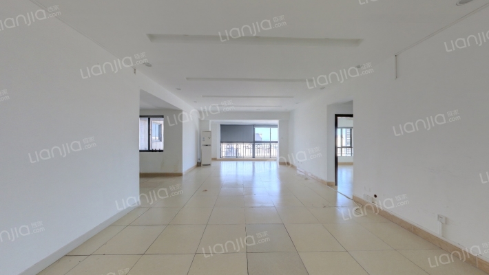 名门广场北区二手房实景图