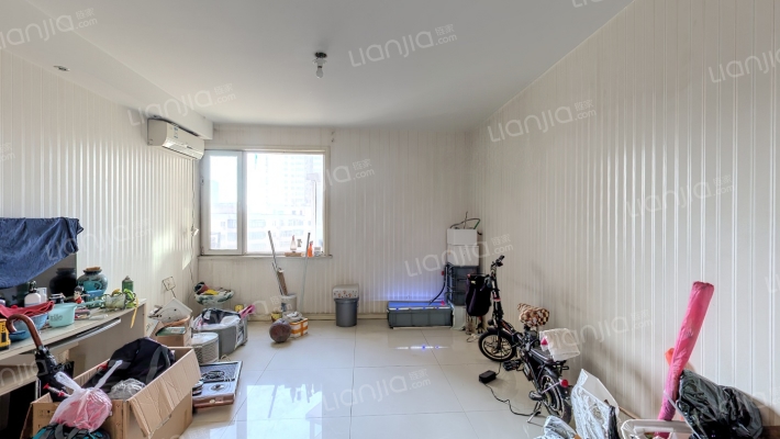 太铁白龙苑二手房实景图