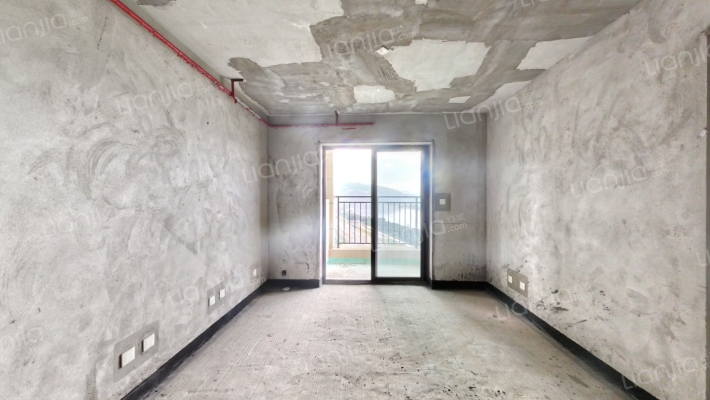 世茂璀璨滨江二手房实景图