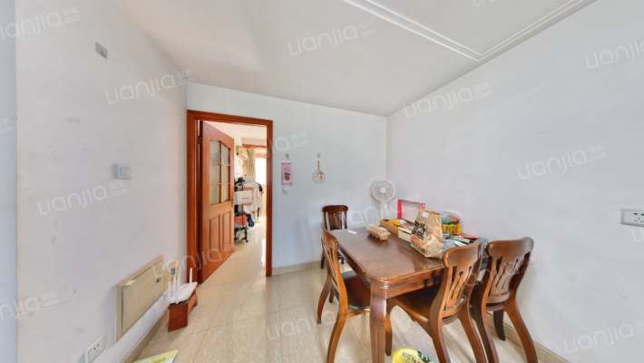 龙景花苑八区二手房实景图