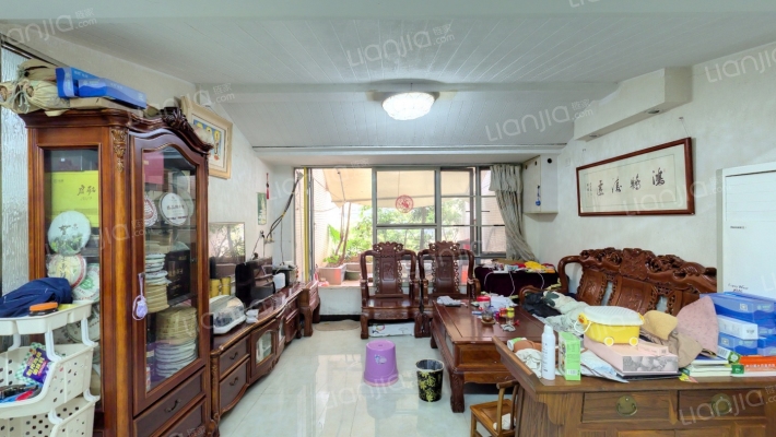 世博领寓二手房实景图