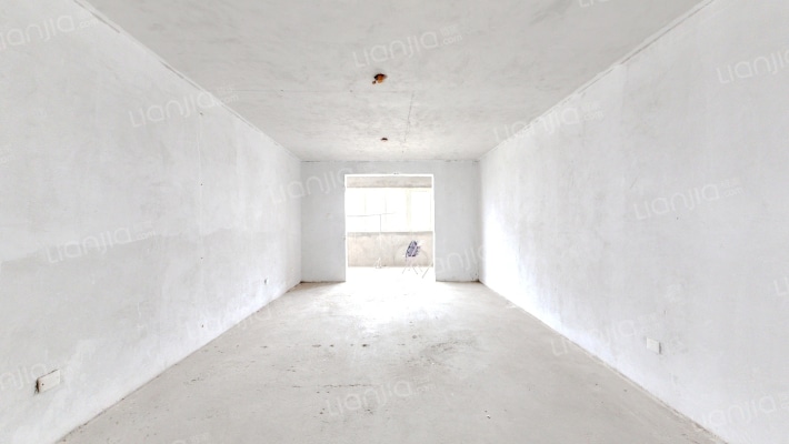 瑞丹花苑二手房实景图