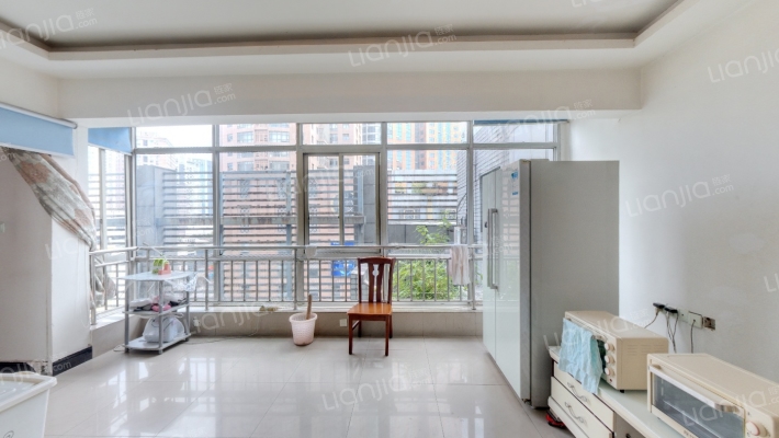 商业大楼二手房实景图