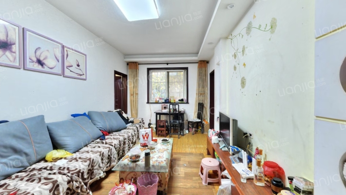 青宜居一期二手房实景图