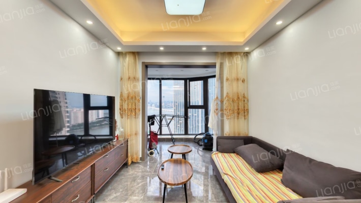 华发广场悦琴湾二手房实景图