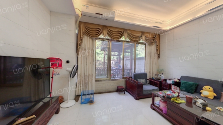 凯茵新城08区琉森湖畔二手房实景图