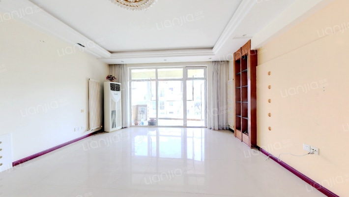 银和怡海山庄二手房实景图