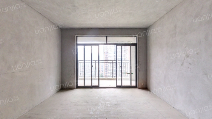 椿地秋苑二手房实景图