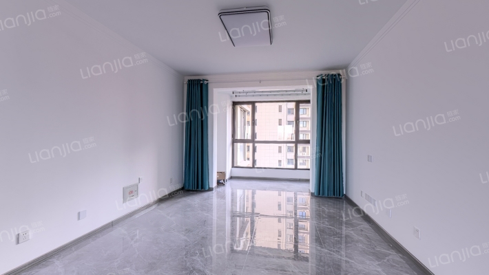 此房房本在手 方便交易 无贷款 集中供暖 保利物业-客厅