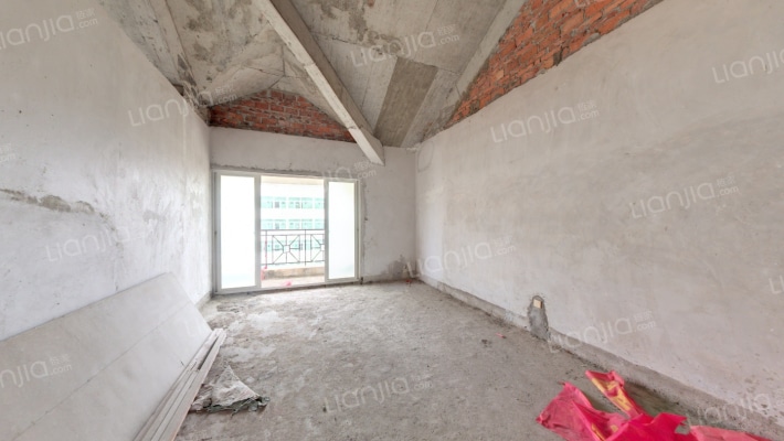 滨海华庭二手房实景图