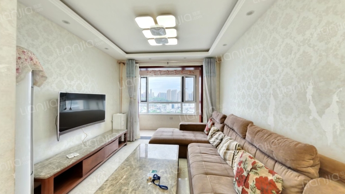 融创天朗融公馆二手房实景图